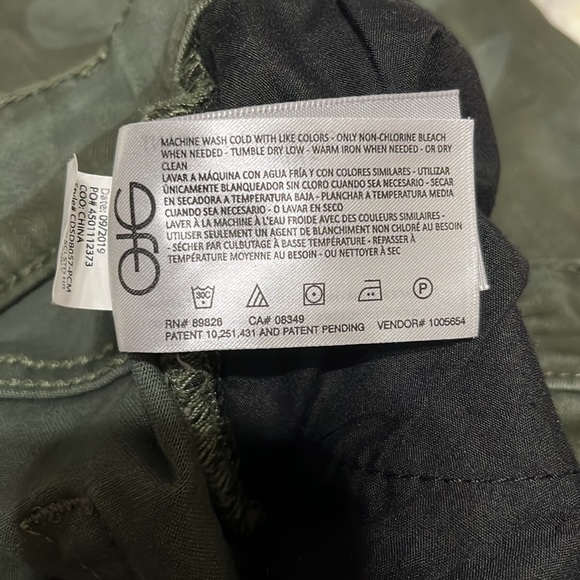 Social Standard by Sanctuary Green Camo High Rise Skinny Jeans Size 10 - Picture 10 of 10